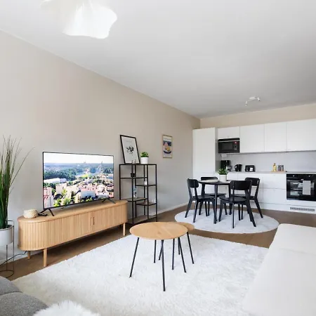 Fully Renovated 2-bedroom In Centrum Lahti