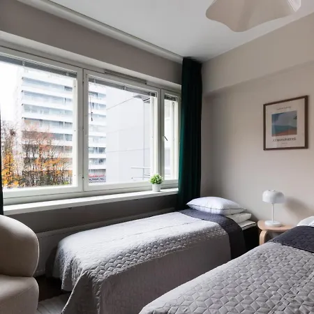 Fully Renovated 2-bedroom In Centrum Huoneisto *