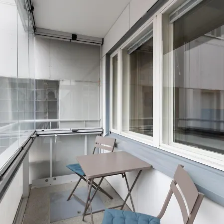 Fully Renovated 2-bedroom In Centrum Lahti