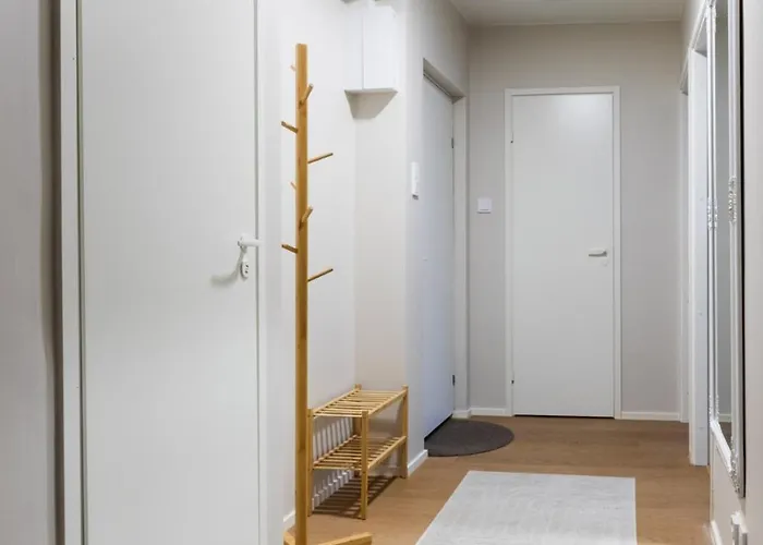 Fully Renovated 2-bedroom In Centrum Apartman Lahti